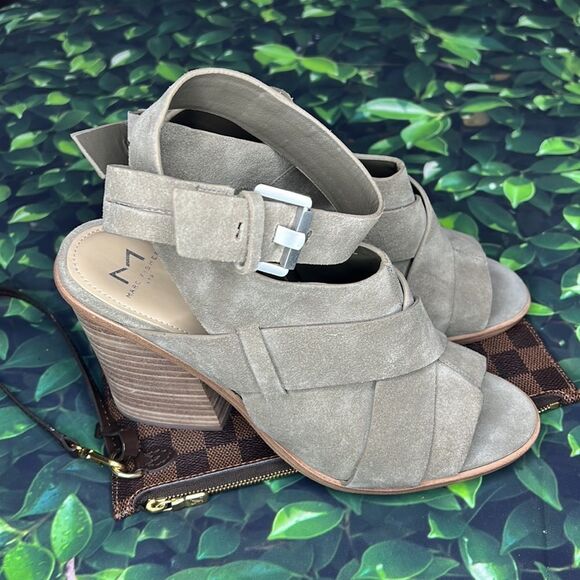 Marc Fisher gray suede chunky heels - Picture 4 of 6